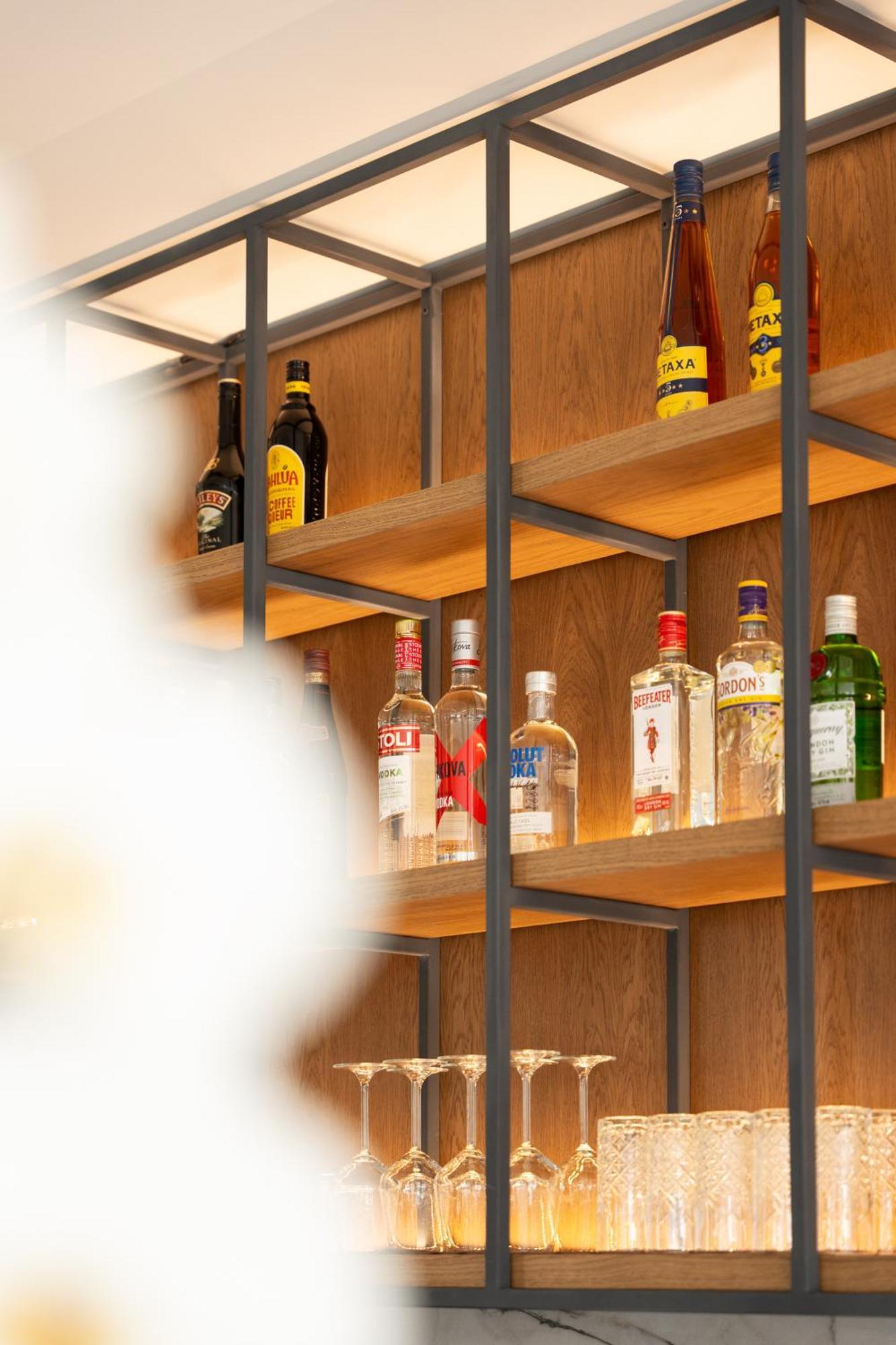 Volos Inn Hotel מראה חיצוני תמונה