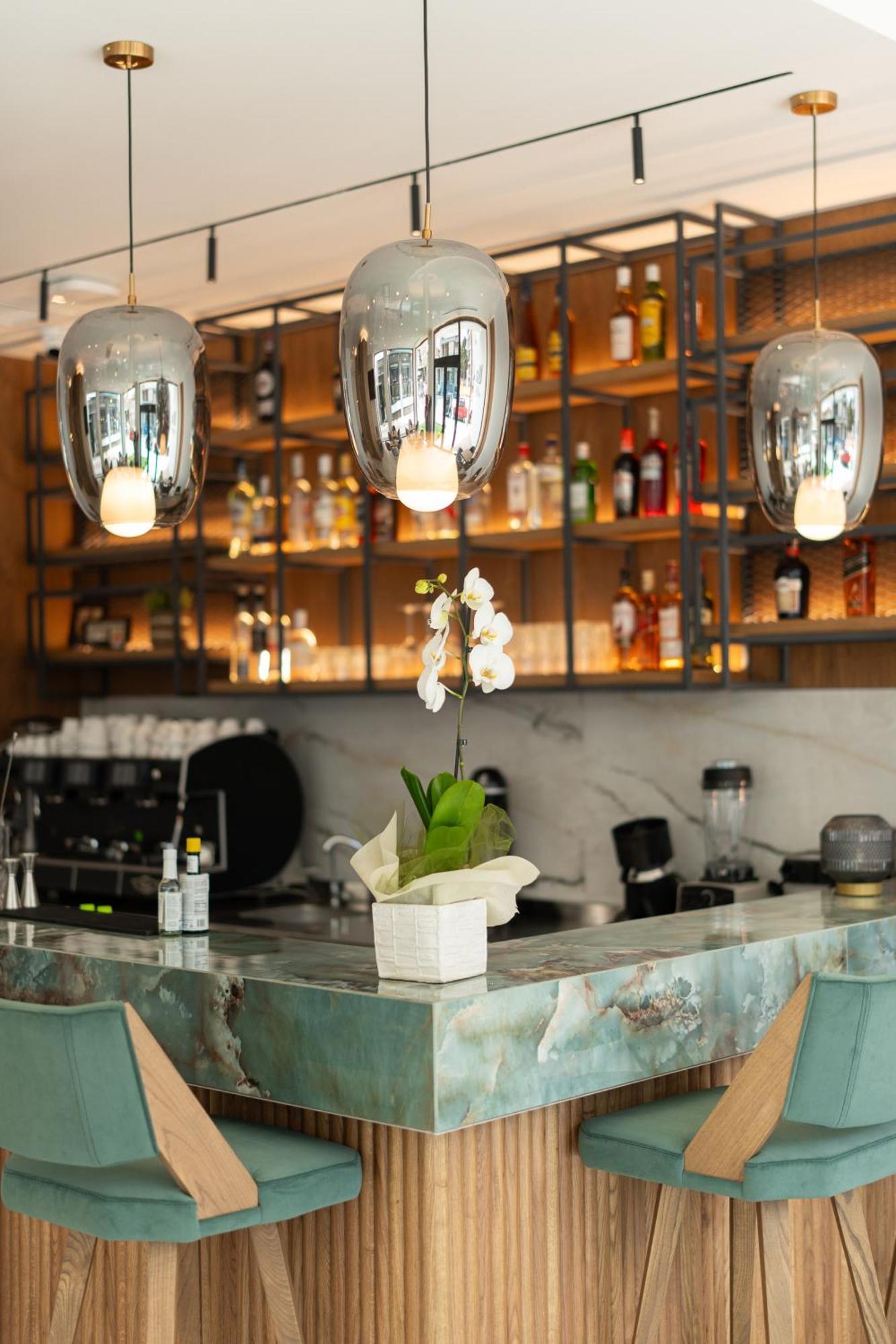 Volos Inn Hotel מראה חיצוני תמונה