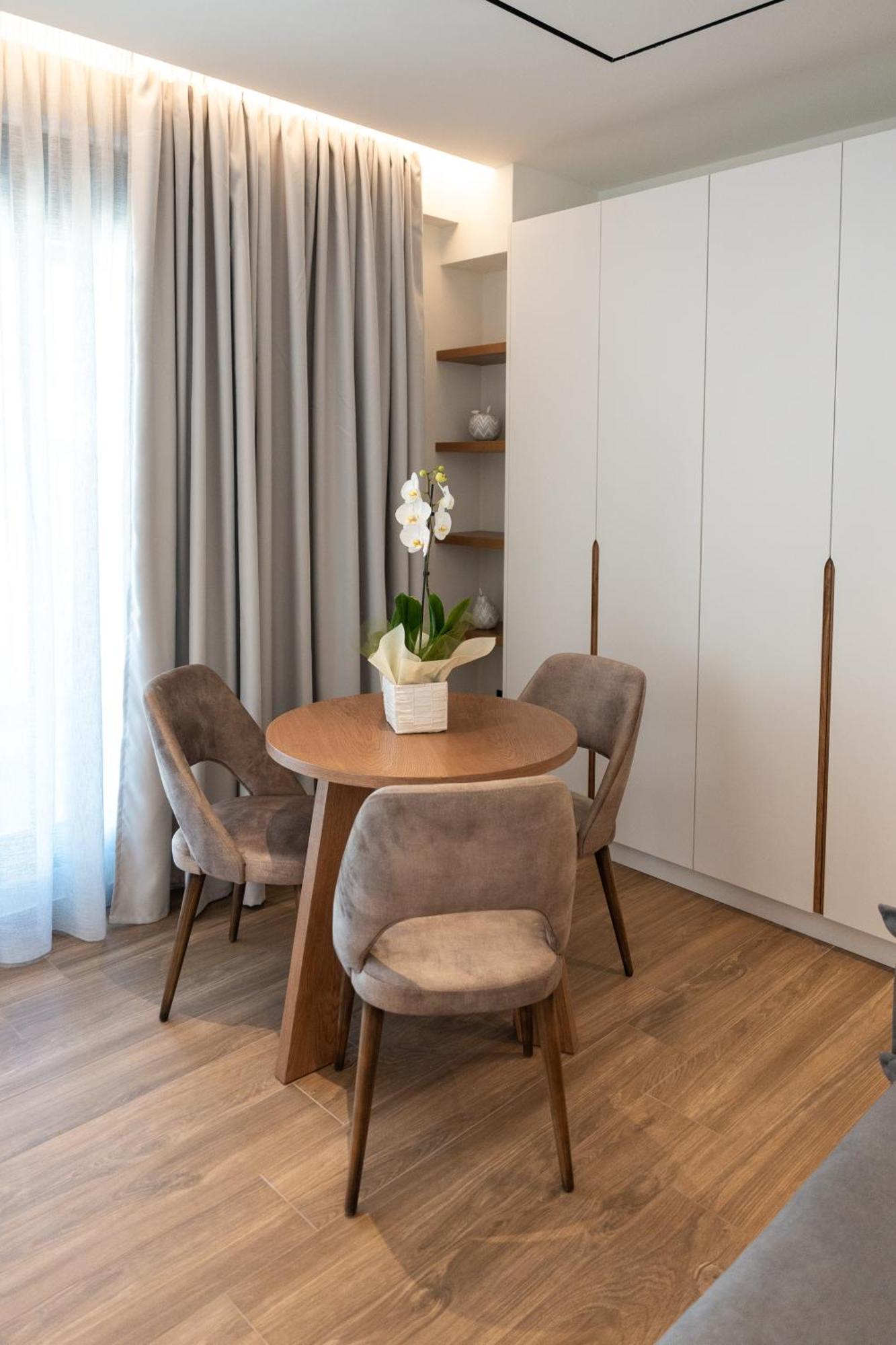 Volos Inn Hotel מראה חיצוני תמונה